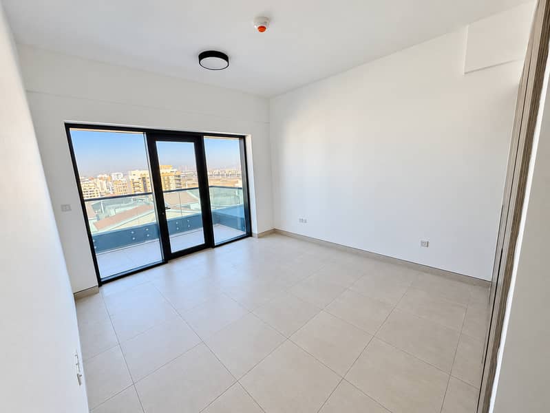 9 Bright, clean rental interior-3. png