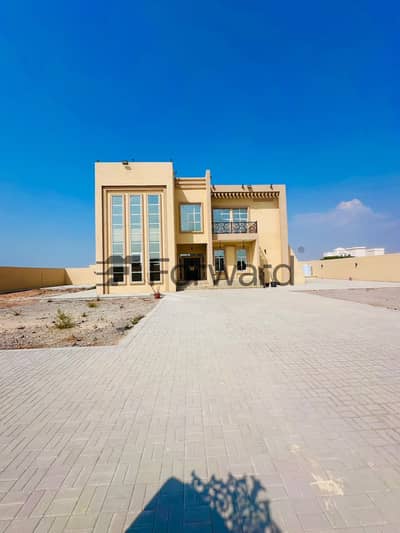 5 Slaapkamers Villa te Huur in Al Qusaidat, Ras Al Khaimah - WhatsApp Image 2026-10-12 at 11.46. 07 AM (1). jpeg 5 Slaapkamers Villa te Huur in Al Qusaidat, Ras Al Khaimah - WhatsApp Image 2026-10-12 at 11.46. 07 AM (1). jpeg