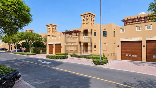 3 habitaciones Villa para en Alquiler en Al Furjan, Dubai - Villa en Al Furjan,Quortaj, 3 dormitorios, 235000 AED - 16665948 3 habitaciones Villa para en Alquiler en Al Furjan, Dubai - Villa en Al Furjan,Quortaj, 3 dormitorios, 235000 AED - 16665948