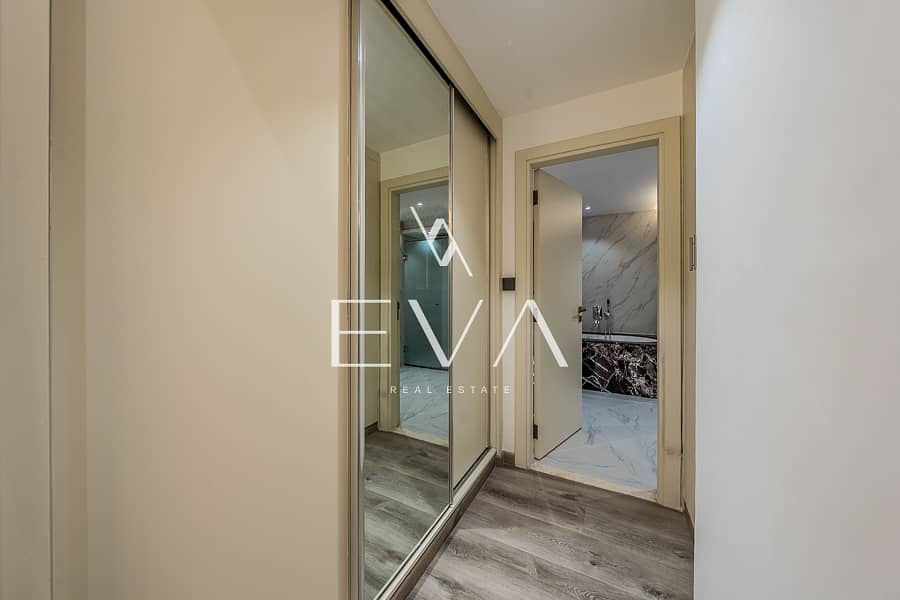 16 MJG00246-HDR