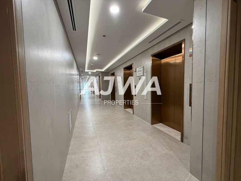 21 ae8f207d-aeae-412a-a982-2cd2d4f45265. jpg