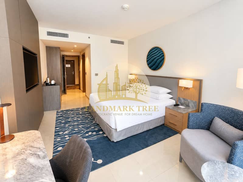 2 Modern Hotel Room Retreat. png