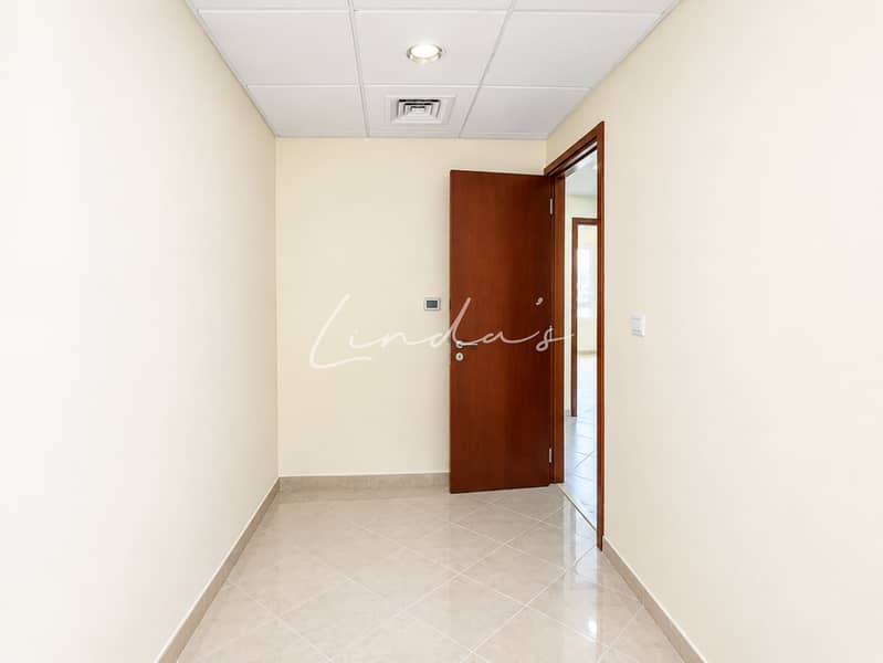 8 images image img
