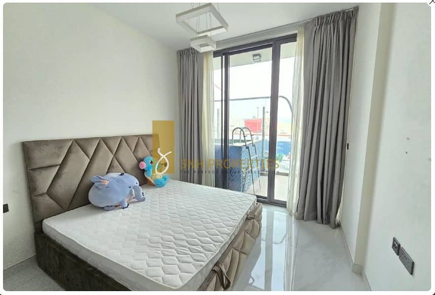 7 sam p 9. JPG