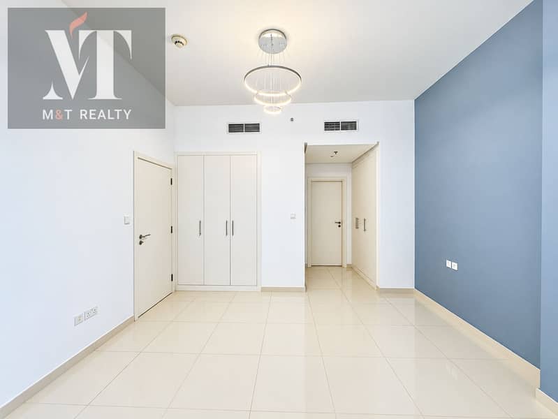 4 Bright, polished modern residence-13. png