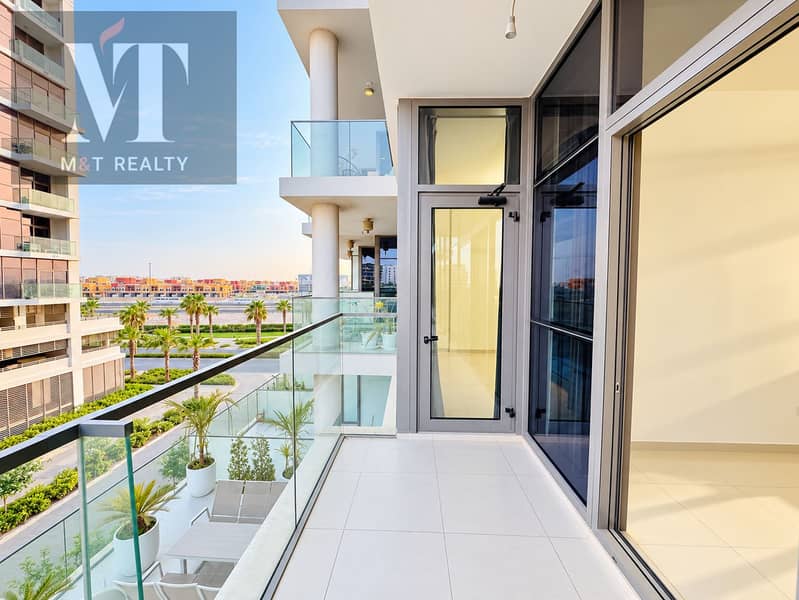 18 Sunlit modern home, beautifully refined-18. png