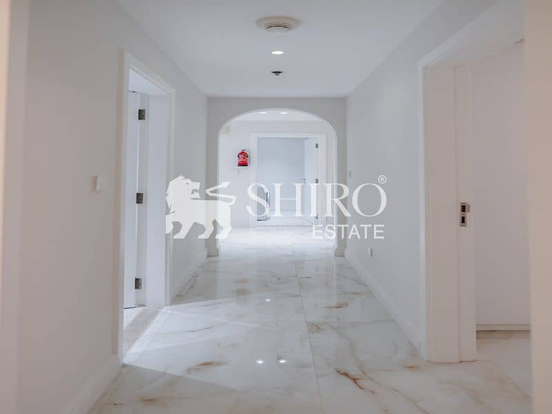 18 Hallway 001. jpeg