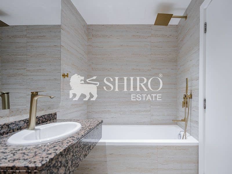 26 Bathroom 004. jpeg
