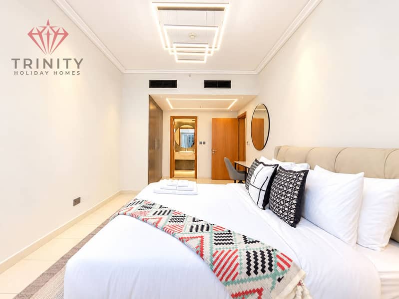 6 Modern Bedroom with Geometric Lighting. png