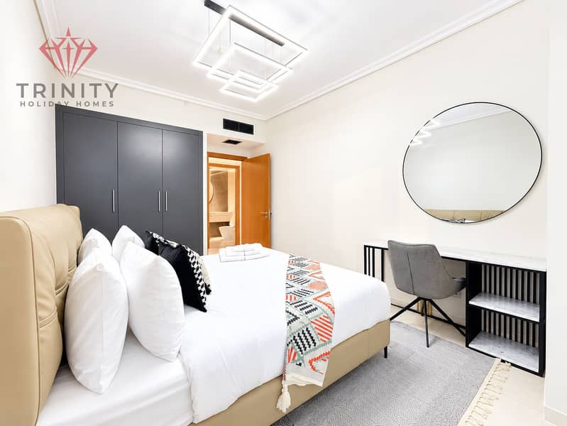 7 Modern Minimalist Bedroom Suite. png