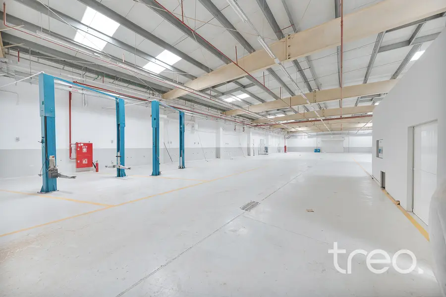 Vacant | Warehouse | 86,000 sqft plot