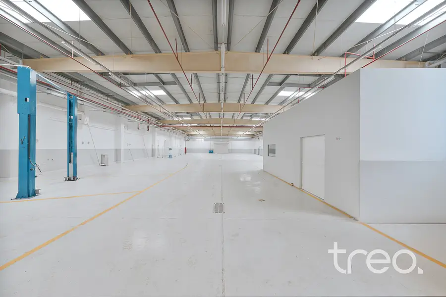 Vacant | Warehouse | 86,000 sqft plot
