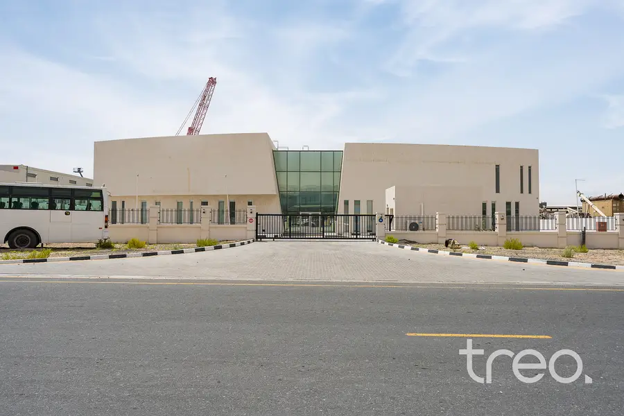 Vacant | Warehouse | 86,000 sqft plot