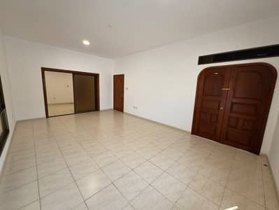 4 Cпальни Вилла в аренду в Джумейра, Дубай - WhatsApp Image 2026-10-12 at 11.50. 10 AM (2). jpeg