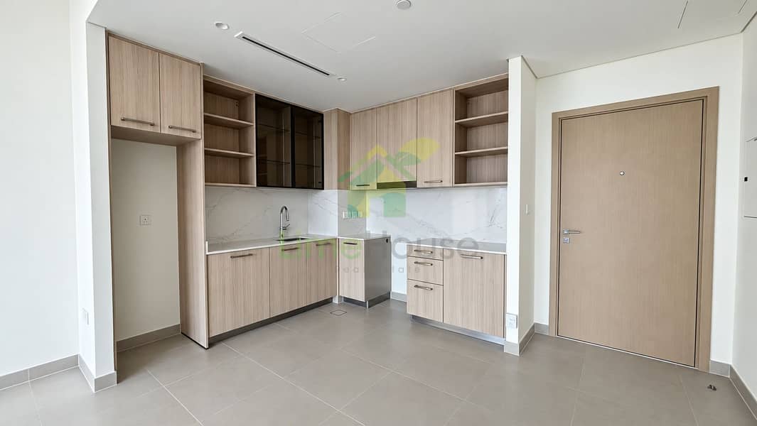 4 property-kitchen-06. jpg