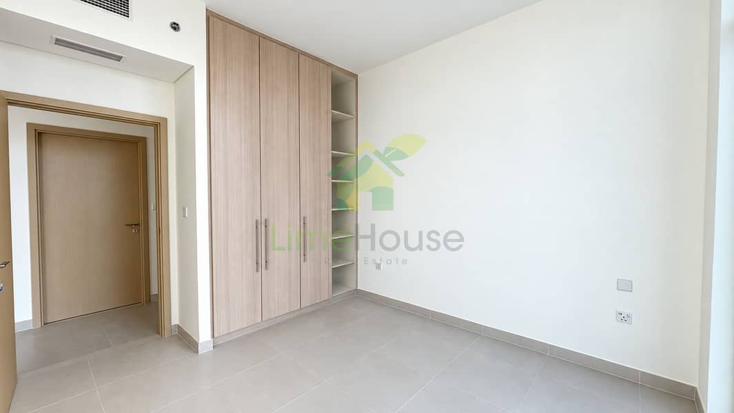 10 property-bedroom-wardrobes-08. jpg