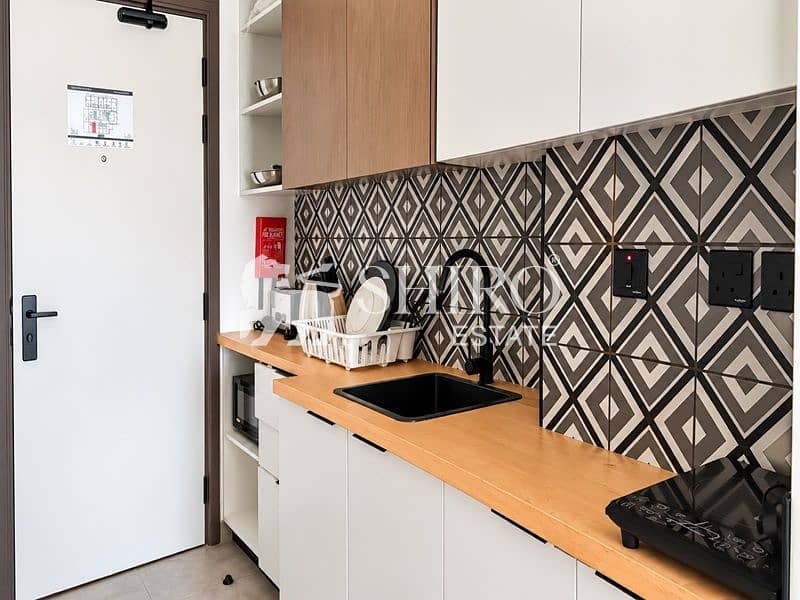 5 Kitchen 001. jpeg