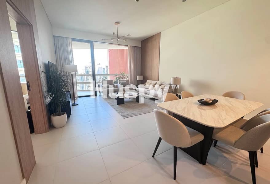 High Floor | Skyline View | Spacious Unit High Floor | Skyline View | Spacious Unit