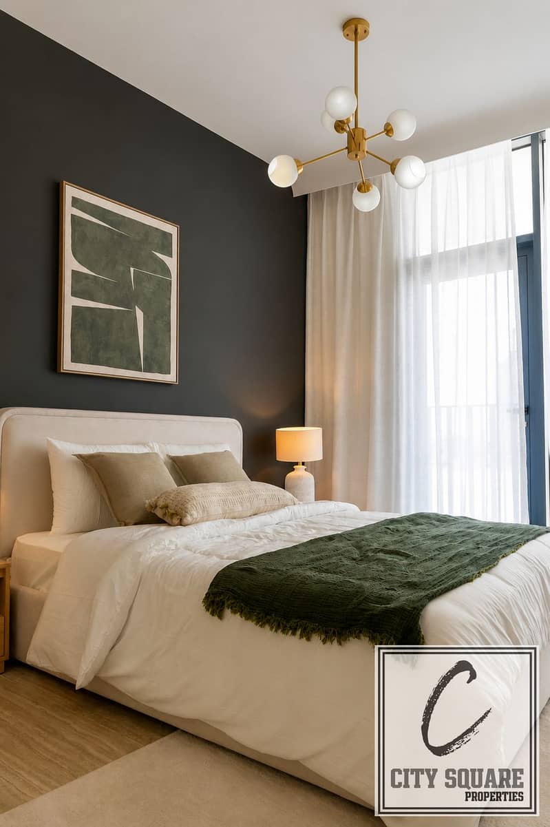 6 City Square Show Apt -4. jpg