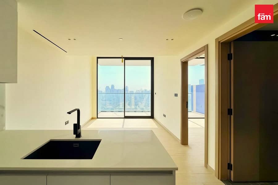 Luxury Living | Prime Location | Great Community Luxury Living | Prime Location | Great Community