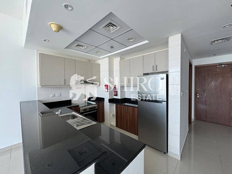 11 Kitchen 001. jpeg