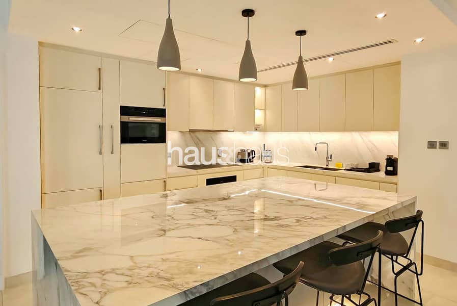 Fully Upgraded | Modern | Exclusive Layout Fully Upgraded | Modern | Exclusive Layout
