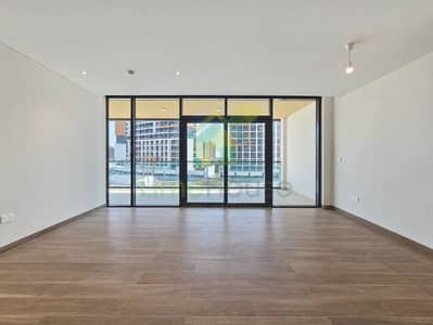 فلیٹ 3 غرف نوم للايجار في شوبا هارتلاند، دبي - 01-dubai-sobha-hartland-sobha-waves-opulence-3-bedroom-apartment-living-room-04. jpg