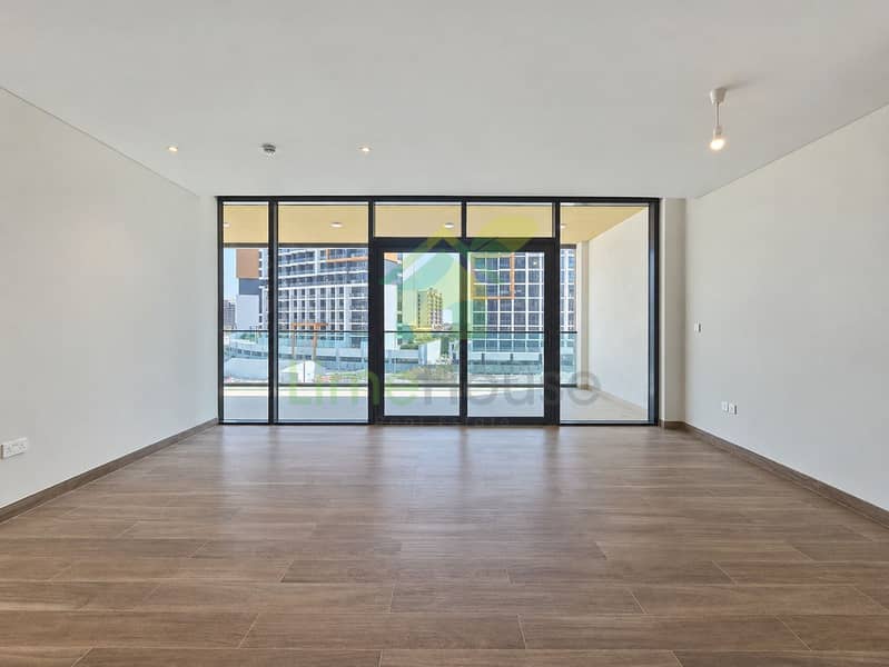 01-dubai-sobha-hartland-sobha-waves-opulence-3-bedroom-apartment-living-room-04. jpg 01-dubai-sobha-hartland-sobha-waves-opulence-3-bedroom-apartment-living-room-04. jpg