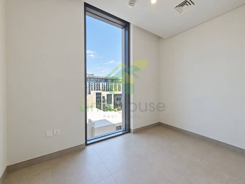 10 09-dubai-sobha-hartland-sobha-waves-opulence-3-bedroom-apartment-bedroom-08. jpg