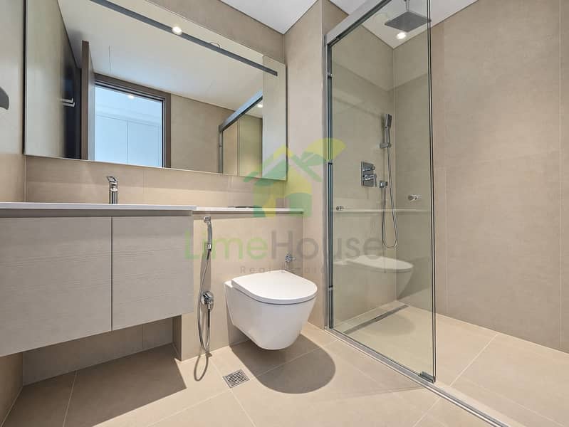 20 19-dubai-sobha-hartland-sobha-waves-opulence-3-bedroom-apartment-bathroom-19. jpg