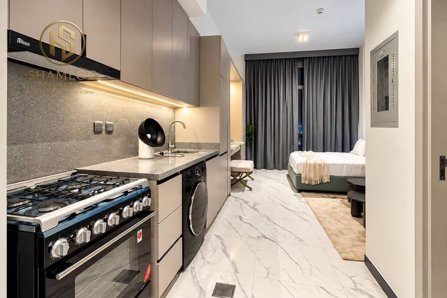 3 Modern Studio Apartment Interior. png