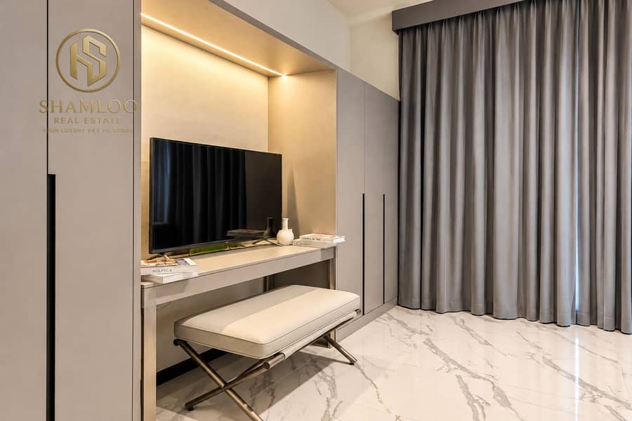 4 Modern Taupe Media Nook with Draped Window. png