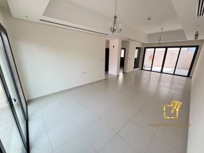 4 Bedroom Villa for Rent in Jumeirah, Dubai - WhatsApp Image 2026-10-12 at 2.23. 28 PM (1). jpeg 4 Bedroom Villa for Rent in Jumeirah, Dubai - WhatsApp Image 2026-10-12 at 2.23. 28 PM (1). jpeg