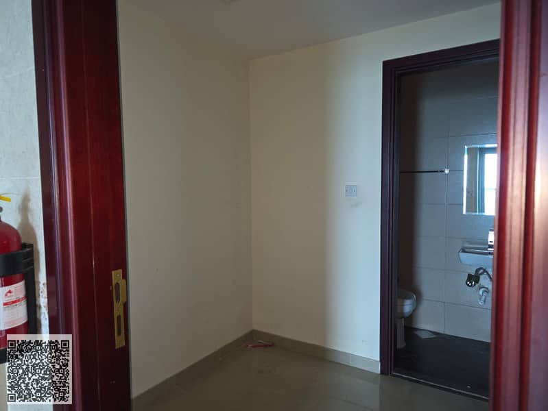2 WhatsApp Image 2026-10-04 at 12.36. 34 (1). jpeg