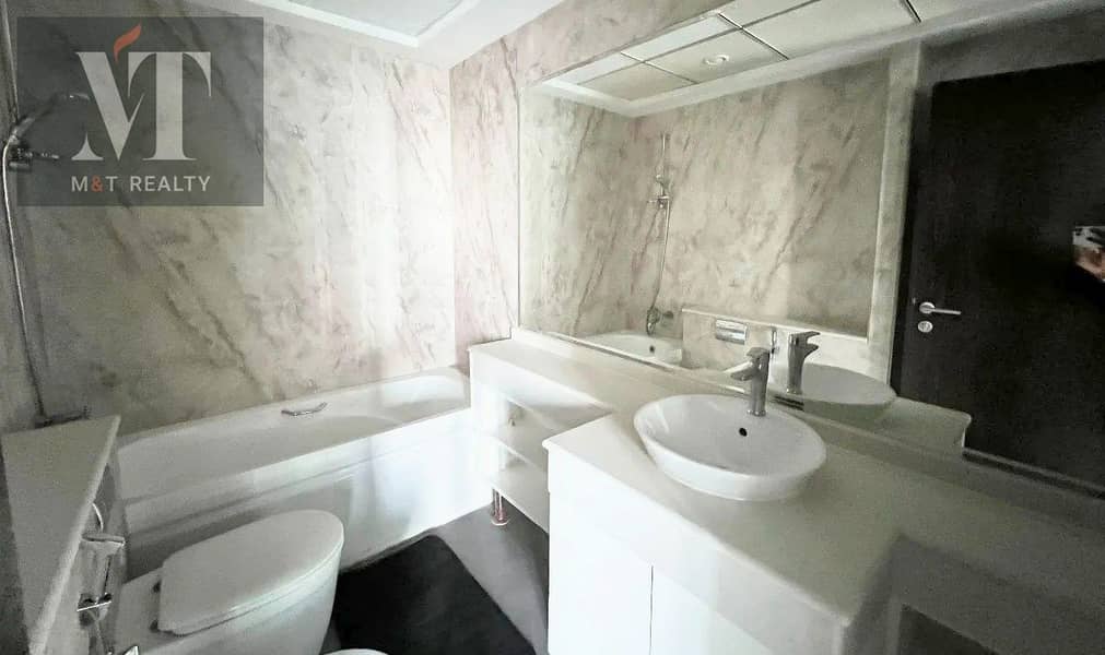 13 Bathroom_brightened. jpeg