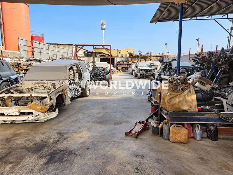 8 Sunlit Auto Salvage Yard (5). png