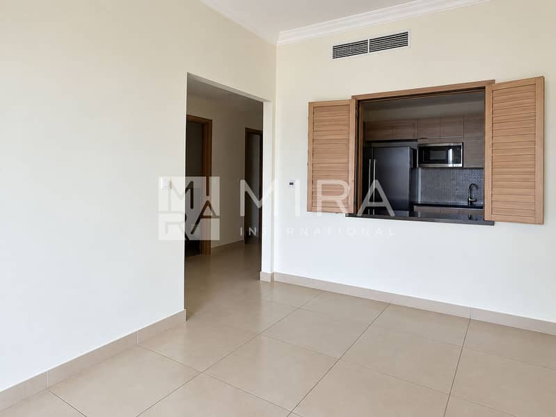2 Living room toward kitchen and hall-10