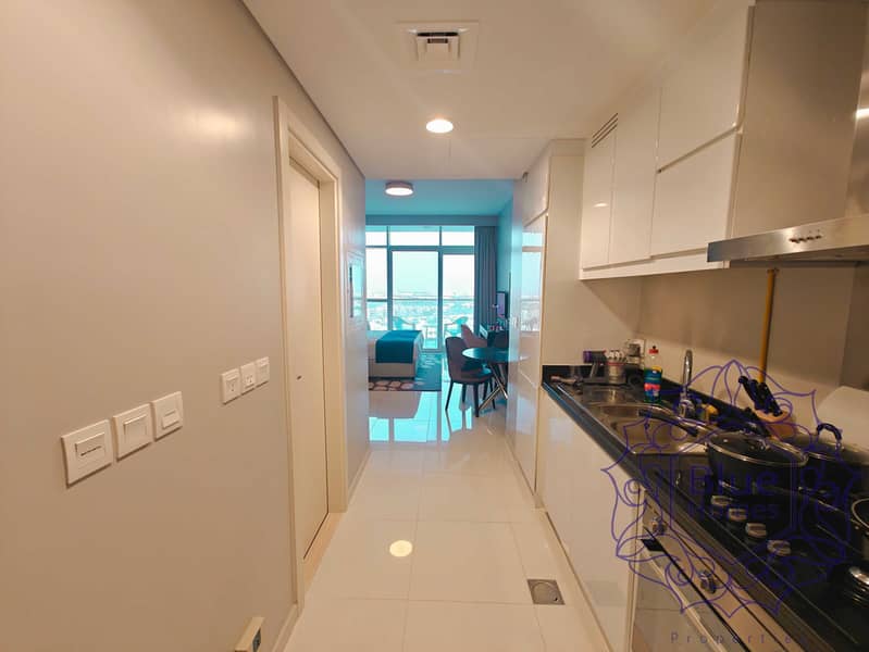 9 10759. jpg