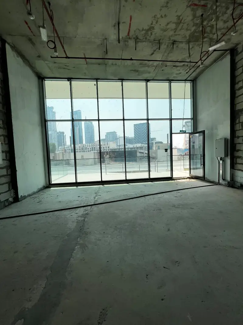 Hottest Deal in the Market | Shell en Core | Near Entrance |