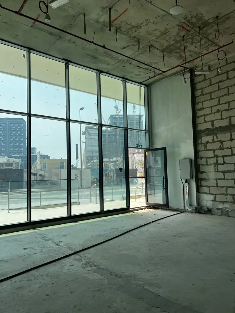Hottest Deal in the Market | Shell en Core | Near Entrance |