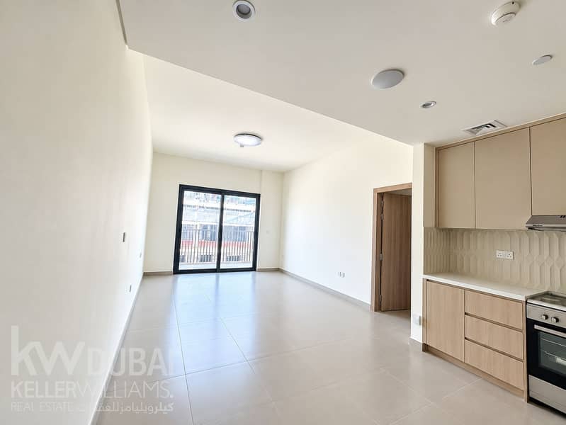 Bright Empty Modern Apartment. png Bright Empty Modern Apartment. png