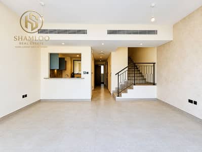 4 habitaciones Townhouse para en Alquiler en DAMAC Lagoons, Dubai - Modern Empty Apartment Interior. png 4 habitaciones Townhouse para en Alquiler en DAMAC Lagoons, Dubai - Modern Empty Apartment Interior. png