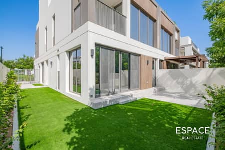 4 Bedroom Villa for Rent in Tilal Al Ghaf, Dubai - Large Layout | Twin Villa | Closed Kitchen