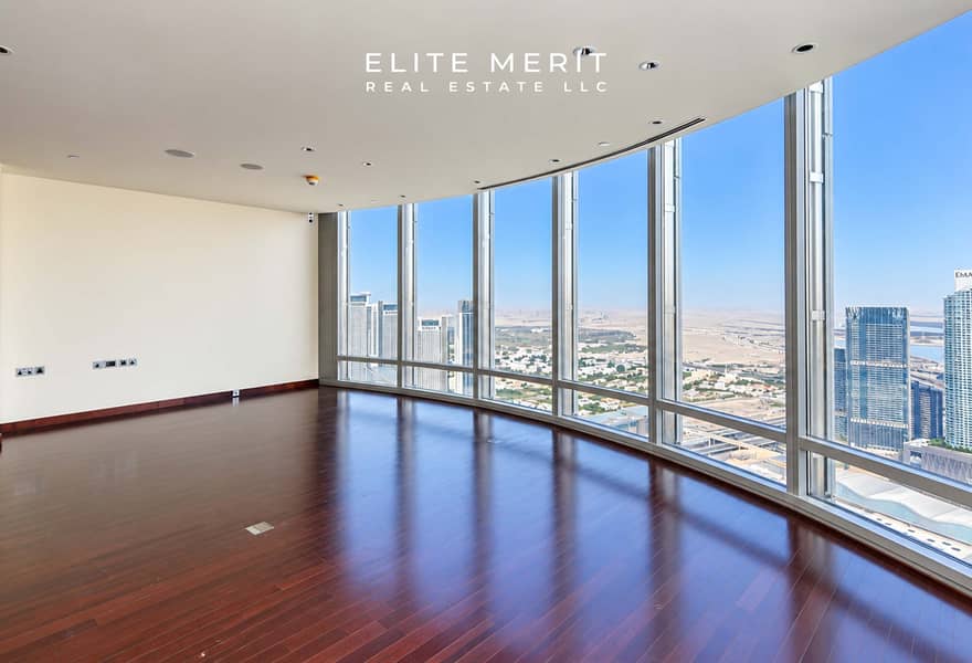 3 Panoramic Luxury Room Overlooking the City. jpg
