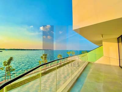 4 Bedroom Townhouse for Rent in Al Raha Beach, Abu Dhabi - Exceptional Waterfront Living | Splendid 4BHK+M 4 Bedroom Townhouse for Rent in Al Raha Beach, Abu Dhabi - Exceptional Waterfront Living | Splendid 4BHK+M