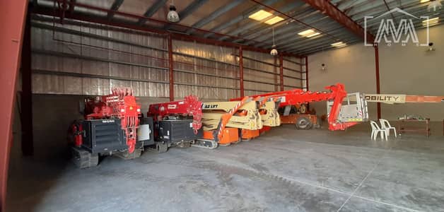 Warehouse for Rent in Dubai Investments Park (DIP), Dubai - Affordable Price | High Standard | High Ceilling