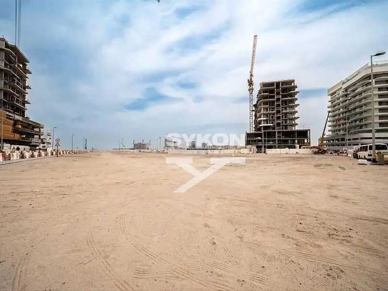 Freehold Hotel Plot | G+P+8 | Prime Dubai Islands