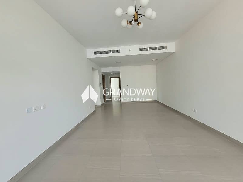 20 Large Apartment | Generous Living Space I Vacant — photo 20