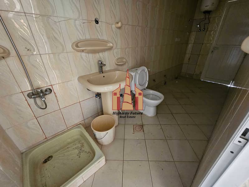 29 78159. jpg