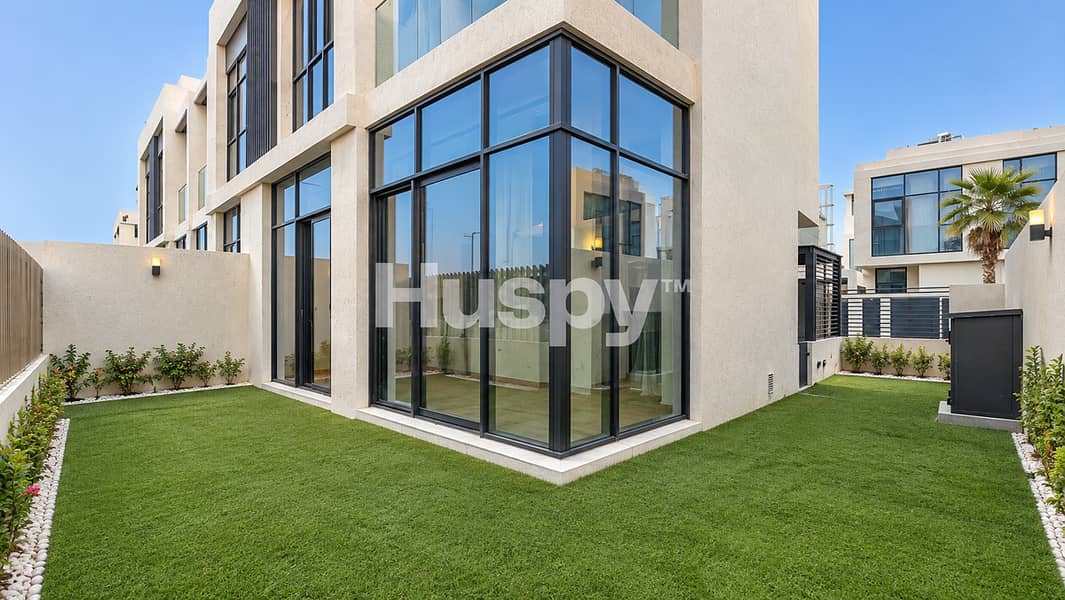 Brand New | Vacant | Private Beach Access Brand New | Vacant | Private Beach Access